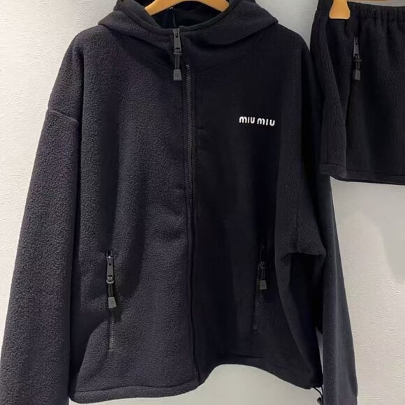 MIUMIU FW25 Valentine's Day Collection Solid Color Fleece Hooded Zip-Up Sweatshi